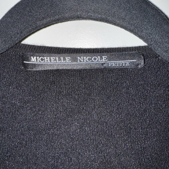 Michelle Nicole - Picture 5 of 8